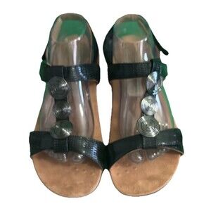 VIONIC Farra Black Patent Ankle/back Strap Sandals Sz 9 ORTHO Heel Metal Accents